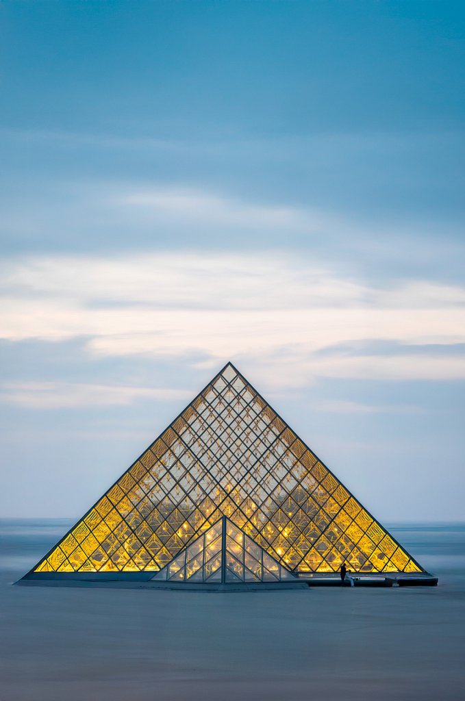 Pyramide-002.jpg